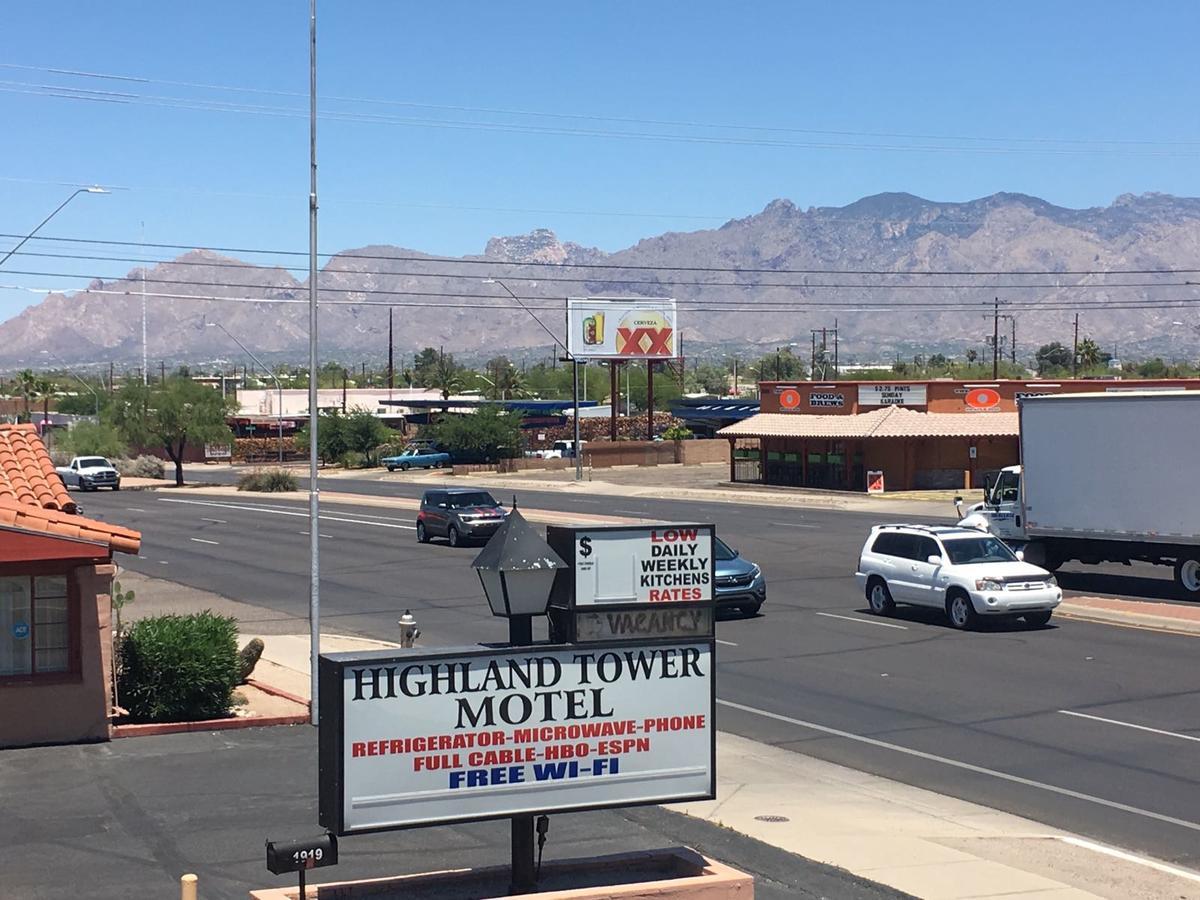 Highland Tower Motel Tucson Bagian luar foto