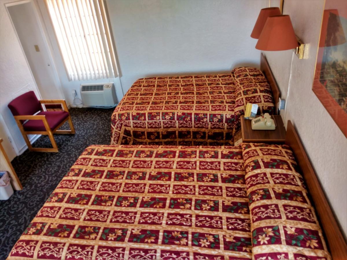Highland Tower Motel Tucson Bagian luar foto