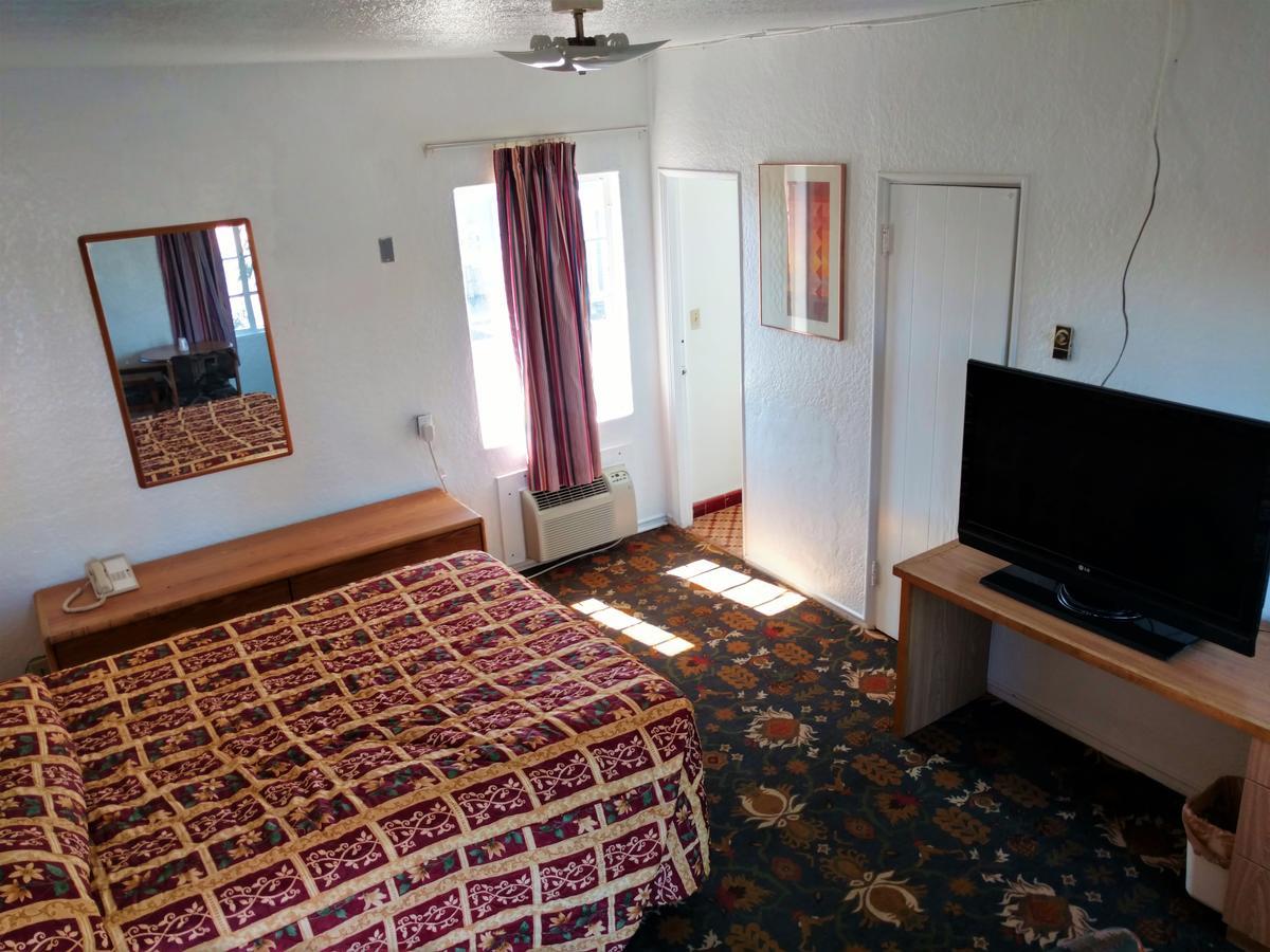 Highland Tower Motel Tucson Bagian luar foto